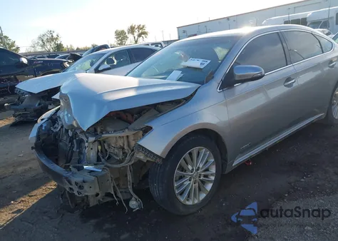 2015 Toyota Avalon Hybrid Limited from USA, damaged, VIN 4T1BD1EB3FU042978